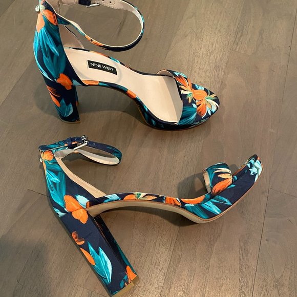 Nine West Shoes - Nine west tropical print platform sandals